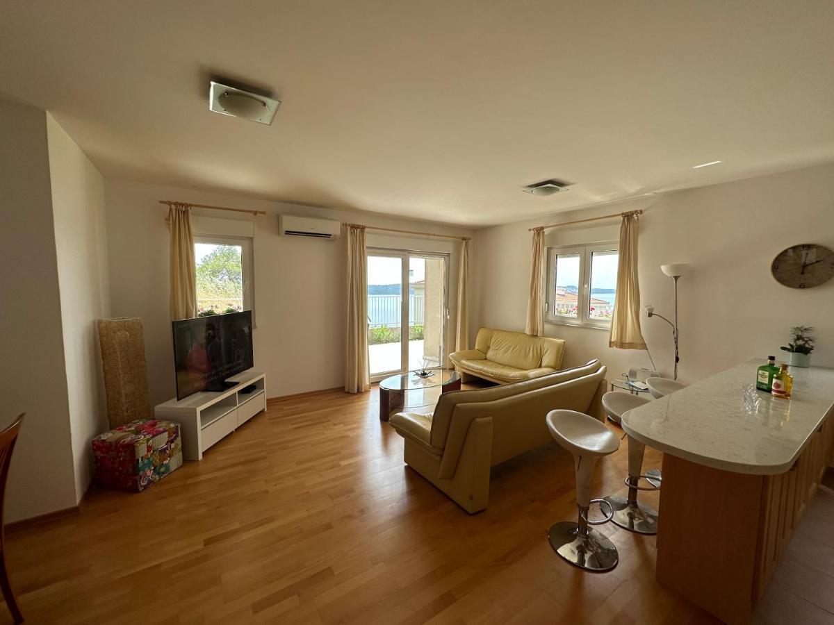 Aurora Luxury Apartment Трогір Екстер'єр фото